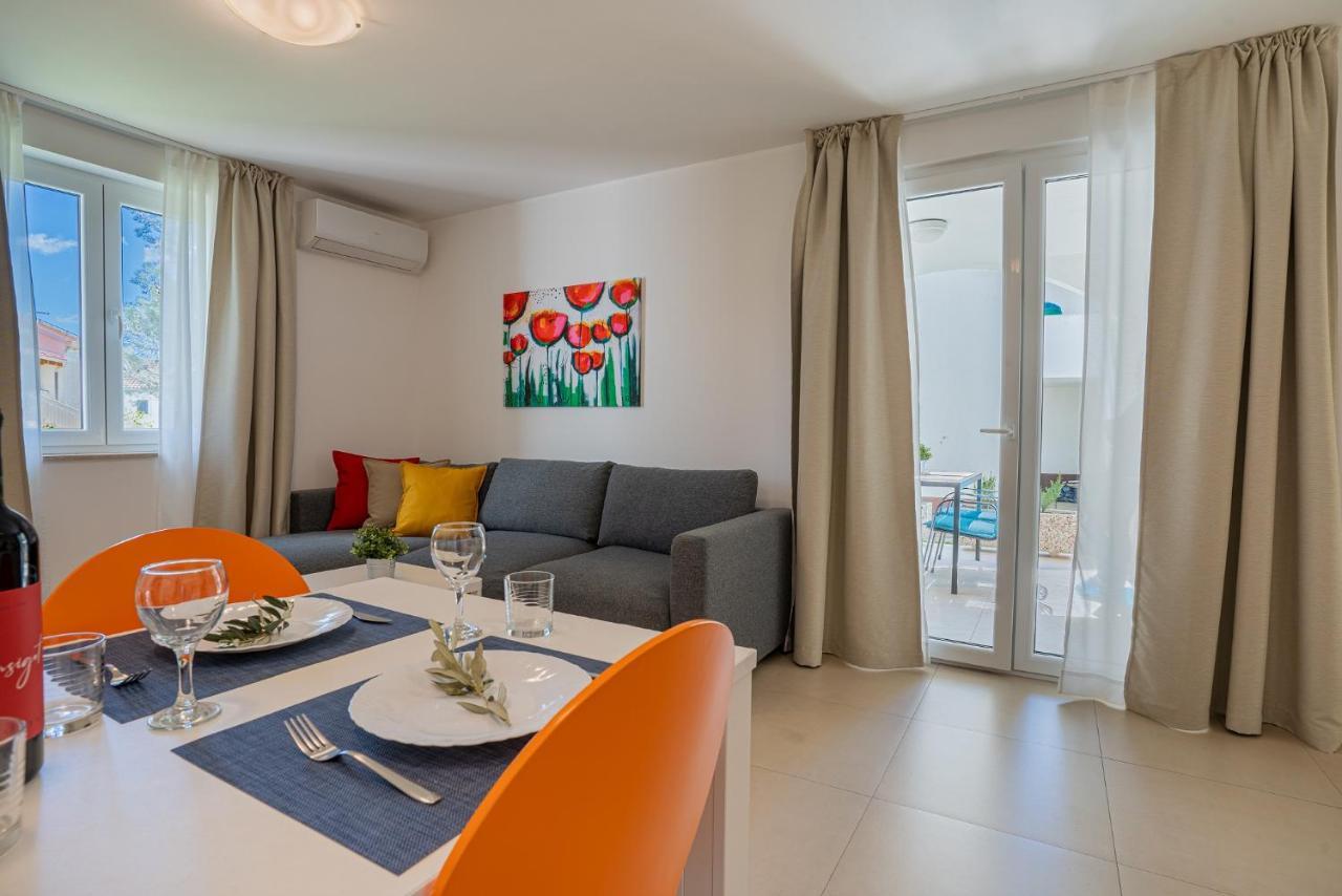 Apartments Lopari Нерезине Экстерьер фото