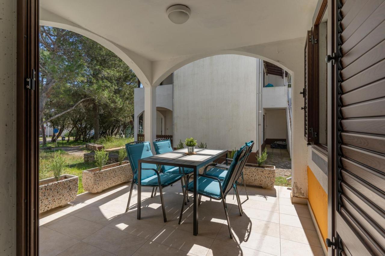 Apartments Lopari Нерезине Экстерьер фото