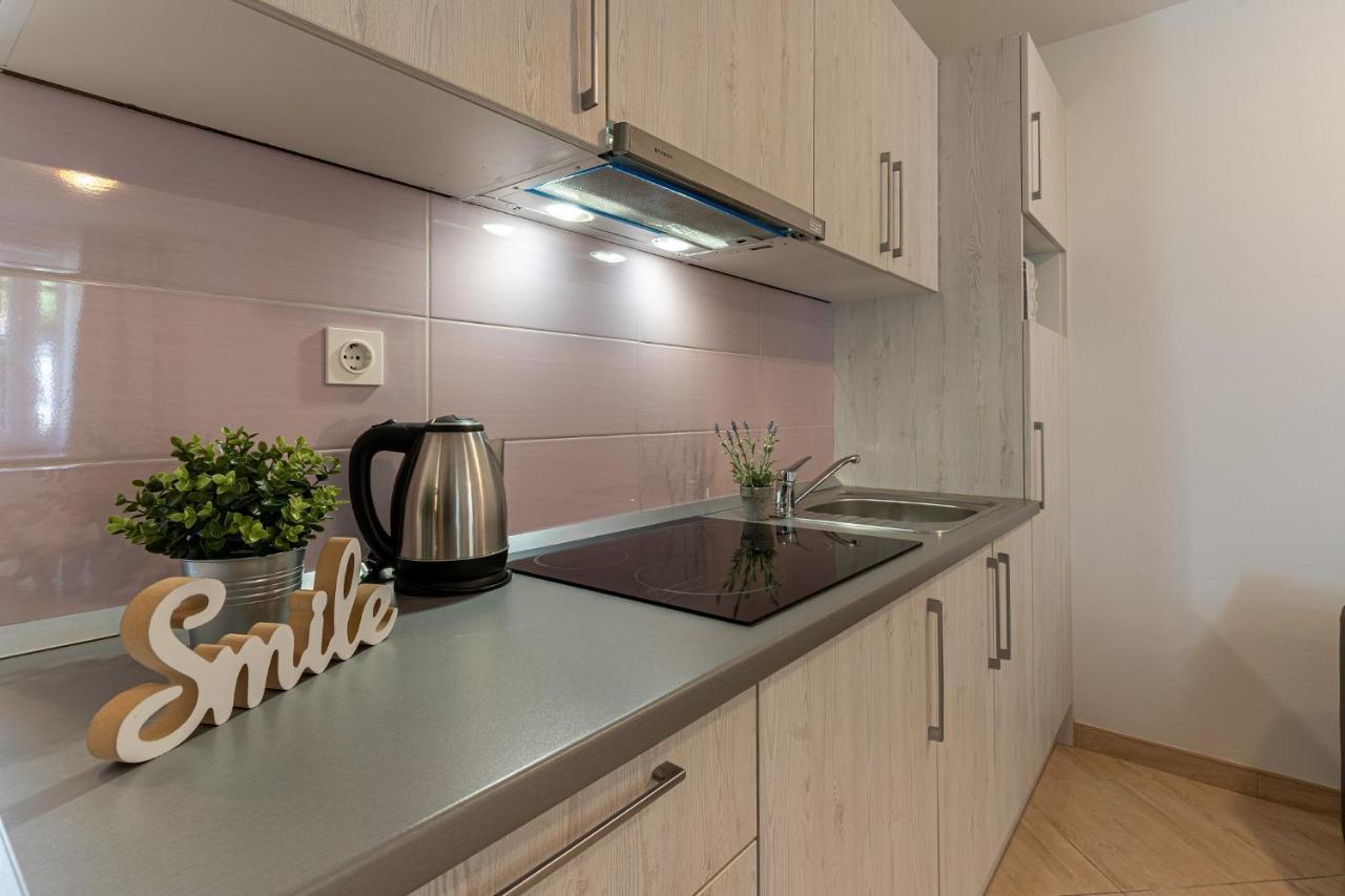 Apartments Lopari Нерезине Экстерьер фото