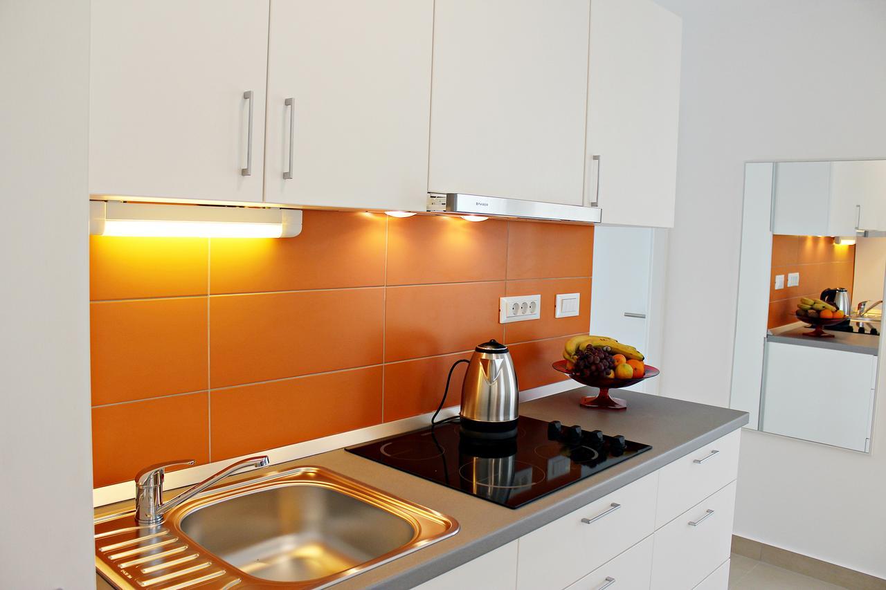 Apartments Lopari Нерезине Экстерьер фото